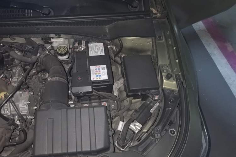 Used GAC Trumpchi EMPOW 2021 270T DCT J16 Version Engine Bay Left