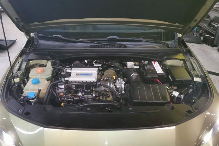 Used GAC Trumpchi EMPOW 2021 270T DCT J15 Version Engine Bay