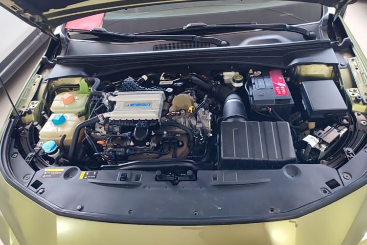 Used GAC Trumpchi EMPOW 2021 270T DCT J15 Version Engine Bay