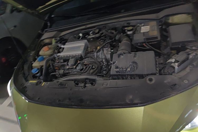Used GAC Trumpchi EMPOW 2021 270T DCT J16 Version Engine Bay
