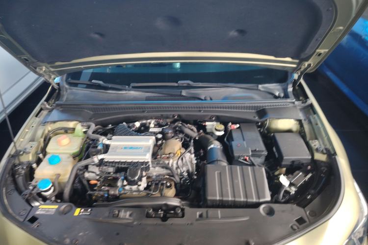 Used GAC Trumpchi EMPOW 2021 270T DCT J16 Version Engine Bay