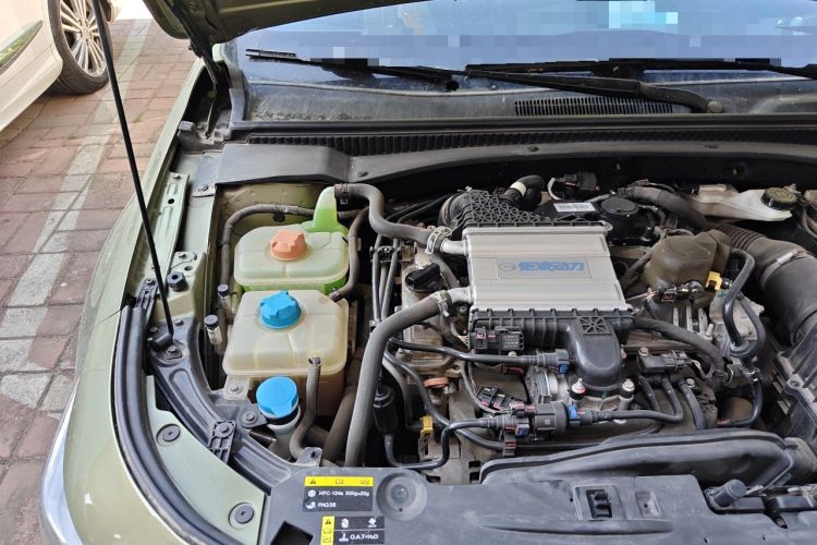 Used GAC Trumpchi EMPOW 2021 270T DCT J15 Version Engine Bay Right