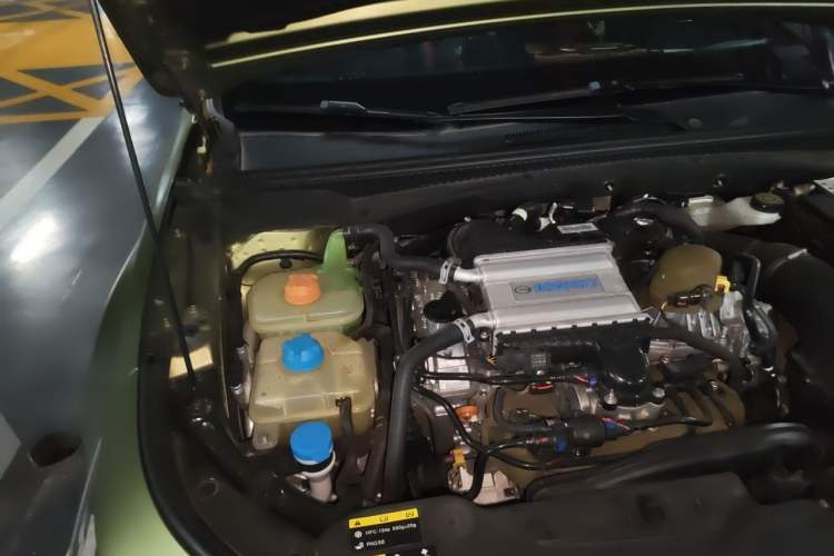 Used GAC Trumpchi EMPOW 2021 270T DCT J15 Version Engine Bay Right