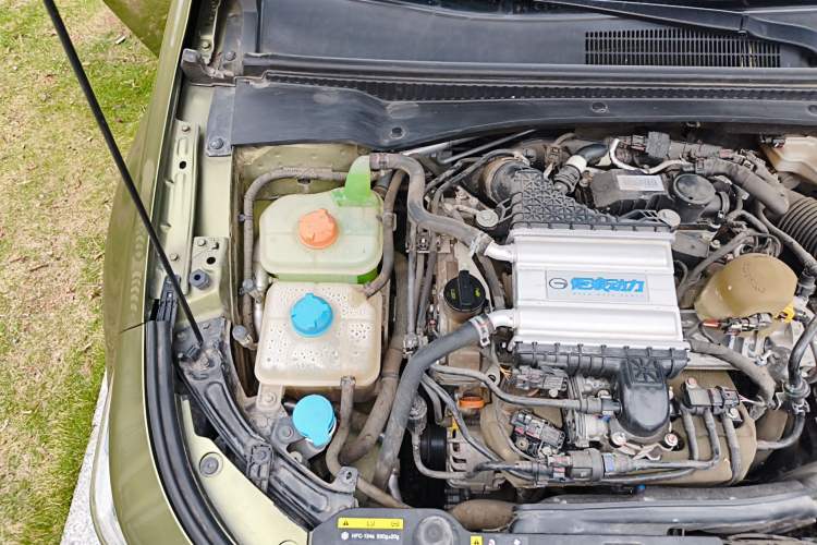 Used GAC Trumpchi EMPOW 2021 270T DCT J16 Version Engine Bay Right