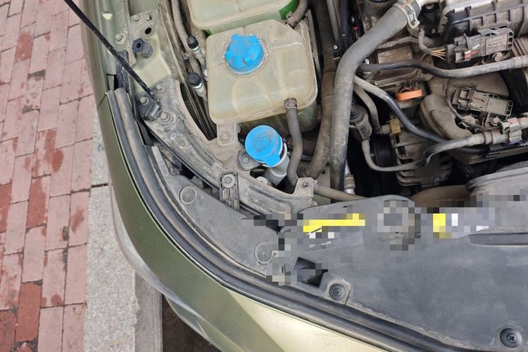 Used GAC Trumpchi EMPOW 2021 270T DCT J16 Version Engine Bay Right