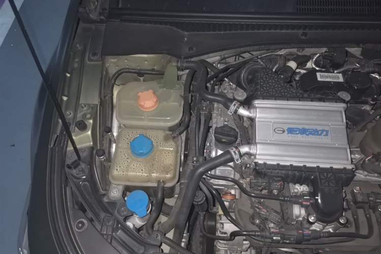Used GAC Trumpchi EMPOW 2021 270T DCT J16 Version Engine Bay Right