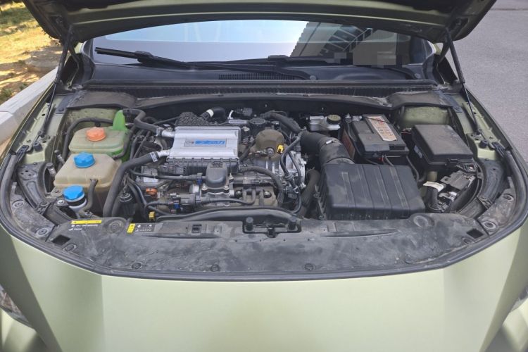Used GAC Trumpchi EMPOW 2021 270T DCT J15 Version Engine Bay