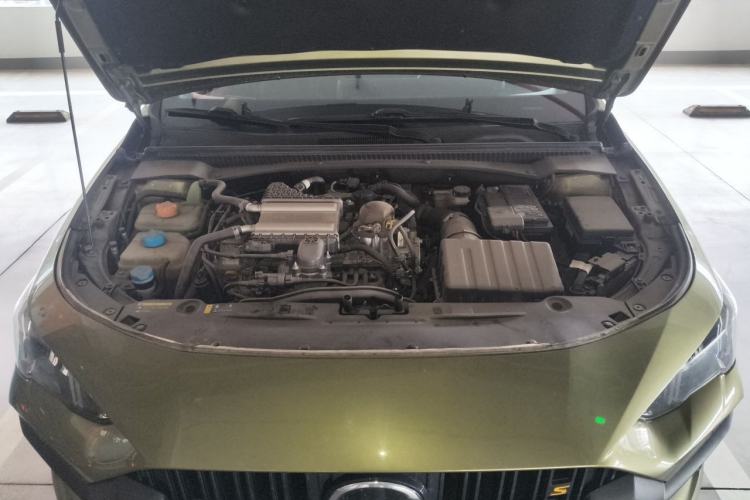 Used GAC Trumpchi EMPOW 2021 270T DCT J15 Version Engine Bay