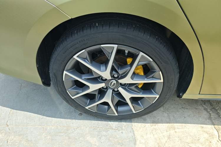 Used GAC Trumpchi EMPOW 2021 270T DCT J16 Version Exterior 5
