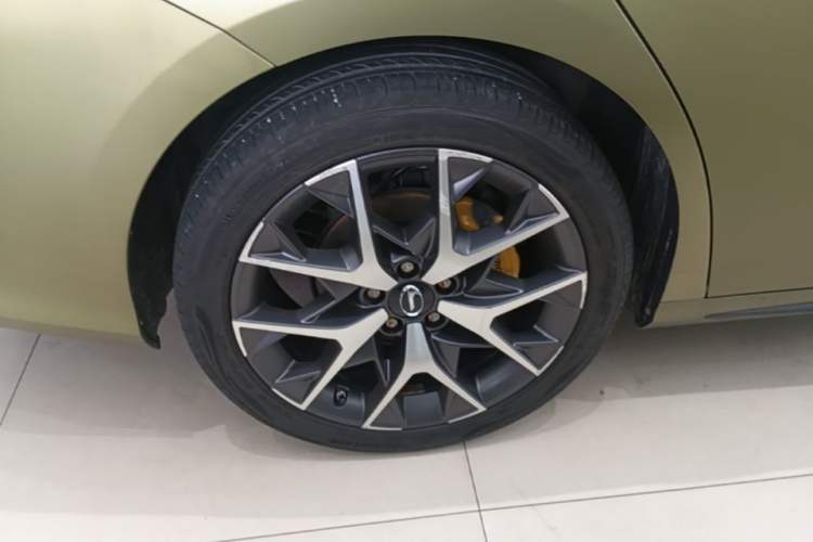 Used GAC Trumpchi EMPOW 2021 270T DCT J16 Version Exterior 5