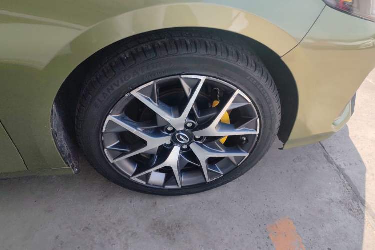 Used GAC Trumpchi EMPOW 2021 270T DCT J16 Version Exterior 5