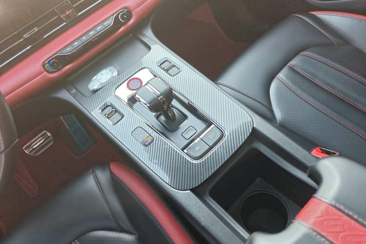 Used GAC Trumpchi EMPOW 2021 270T DCT J16 Version Gear Lever