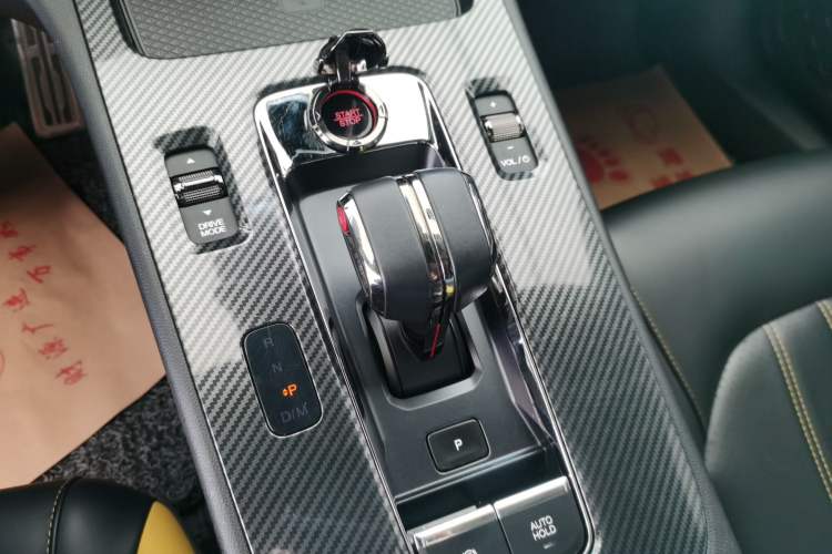 Used GAC Trumpchi EMPOW 2021 270T DCT J16 Version Gear Lever