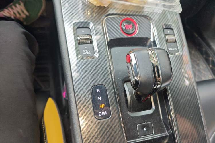 Used GAC Trumpchi EMPOW 2021 270T DCT J16 Version Gear Lever