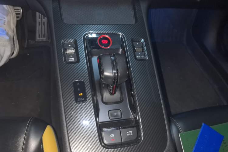 Used GAC Trumpchi EMPOW 2021 270T DCT J16 Version Gear Lever
