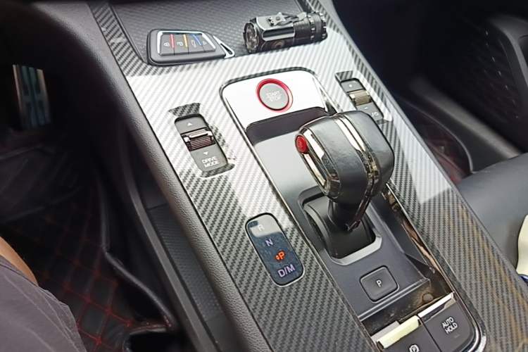 Used GAC Trumpchi EMPOW 2021 270T DCT J15 Version Gear Lever