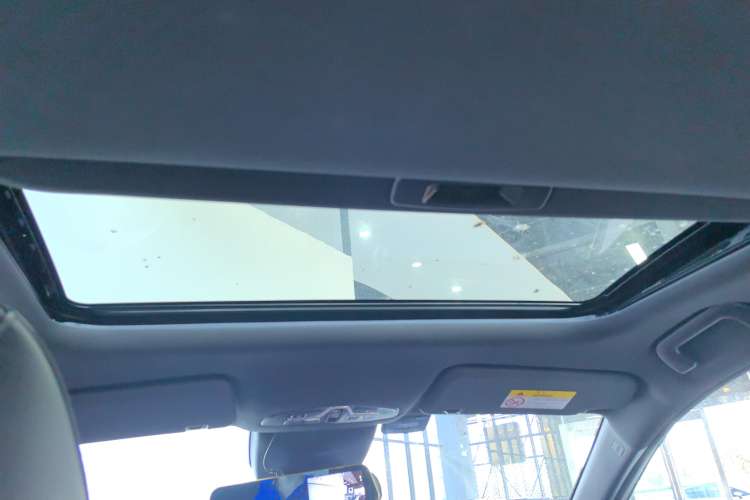 Used GAC Trumpchi EMPOW 2021 270T DCT J15 Version Headliner