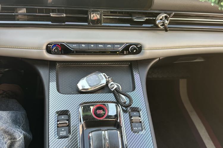 Used GAC Trumpchi EMPOW 2021 270T DCT J16 Version Interior 4
