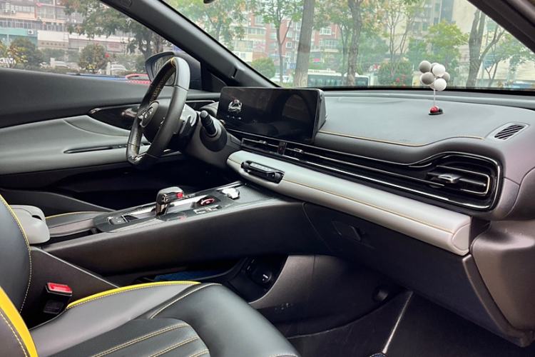 Used GAC Trumpchi EMPOW 2021 270T DCT J16 Version Interior 5