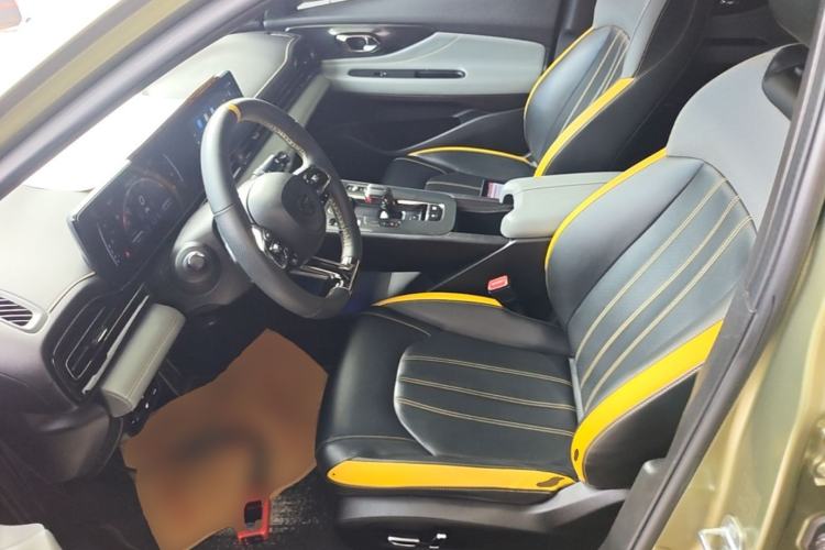 Used GAC Trumpchi EMPOW 2021 270T DCT J15 Version Left Front Seat