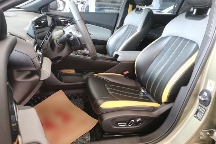 Used GAC Trumpchi EMPOW 2021 270T DCT J16 Version Left Front Seat