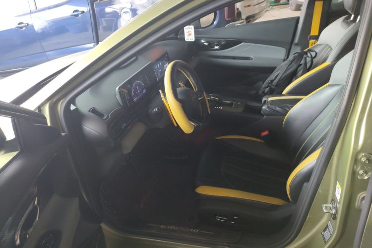 Used GAC Trumpchi EMPOW 2021 270T DCT J15 Version Left Front Seat