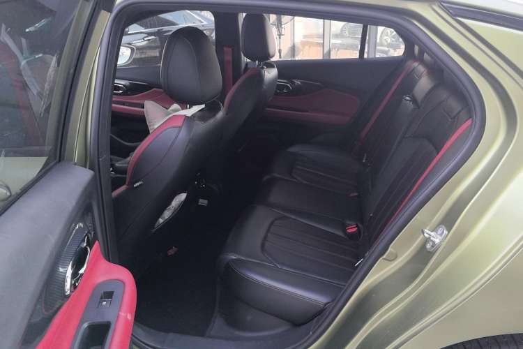 Used GAC Trumpchi EMPOW 2021 270T DCT J15 Version Left Rear Seat