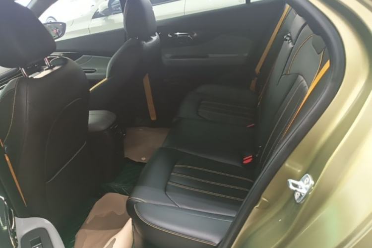 Used GAC Trumpchi EMPOW 2021 270T DCT J16 Version Left Rear Seat