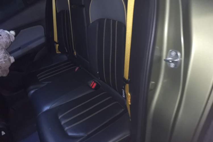 Used GAC Trumpchi EMPOW 2021 270T DCT J16 Version Left Rear Seat