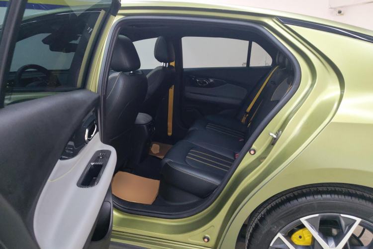 Used GAC Trumpchi EMPOW 2021 270T DCT J16 Version Left Rear Seat