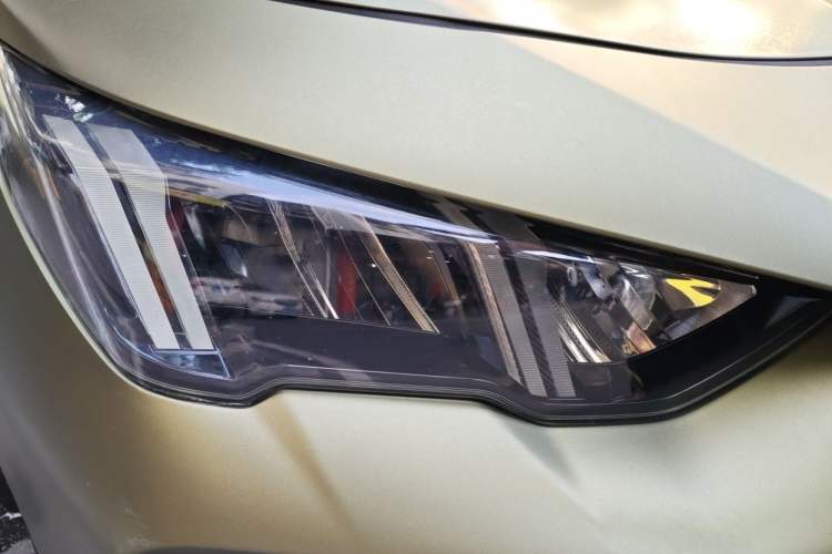 Used GAC Trumpchi EMPOW 2021 270T DCT J16 Version Right Front Headlight