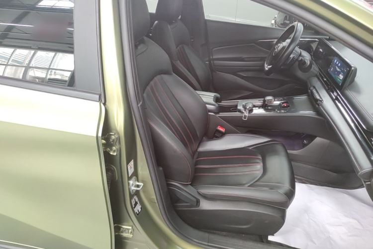 Used GAC Trumpchi EMPOW 2021 270T DCT J15 Version Right Front Seat