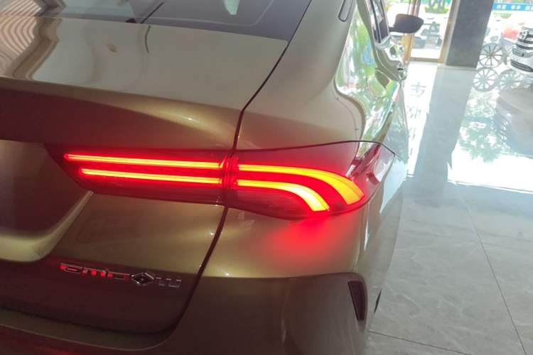 Used GAC Trumpchi EMPOW 2021 270T DCT J16 Version Right Rear Taillight