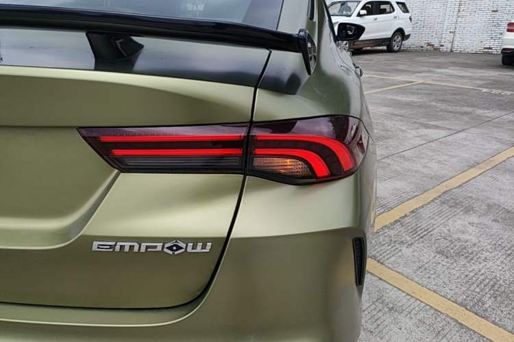 Used GAC Trumpchi EMPOW 2021 270T DCT J16 Version Right Rear Taillight