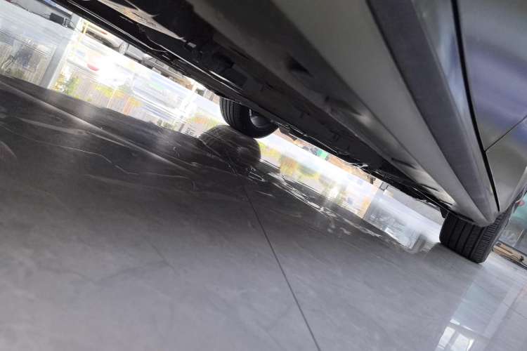 Used GAC Trumpchi EMPOW 2021 270T DCT J15 Version Right Side Sill