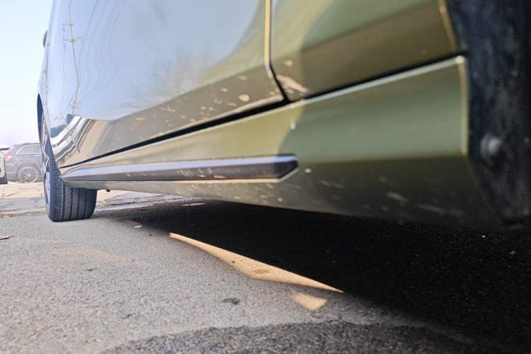 Used GAC Trumpchi EMPOW 2021 270T DCT J16 Version Right Side Sill