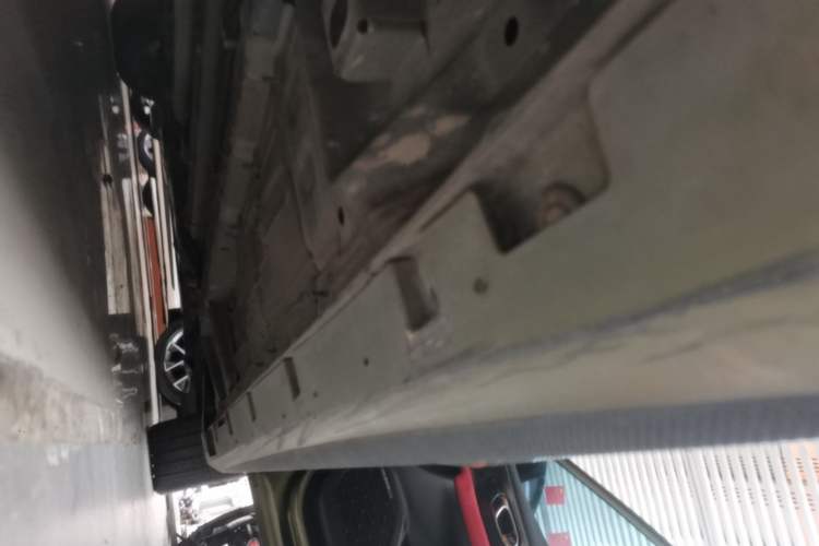 Used GAC Trumpchi EMPOW 2021 270T DCT J15 Version Right Side Sill