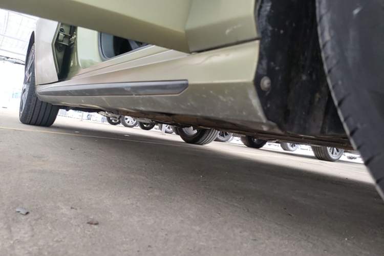 Used GAC Trumpchi EMPOW 2021 270T DCT J16 Version Right Side Sill