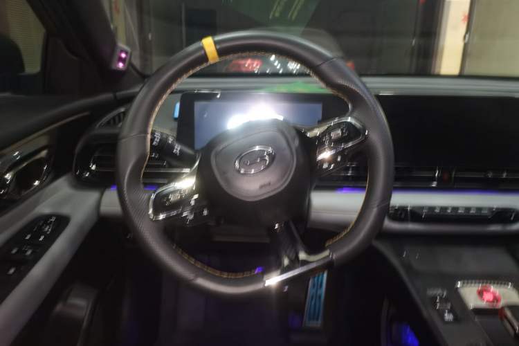 Used GAC Trumpchi EMPOW 2021 270T DCT J16 Version Steering Wheel