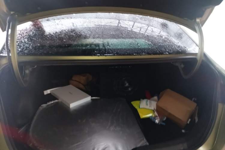 Used GAC Trumpchi EMPOW 2021 270T DCT J16 Version Trunk