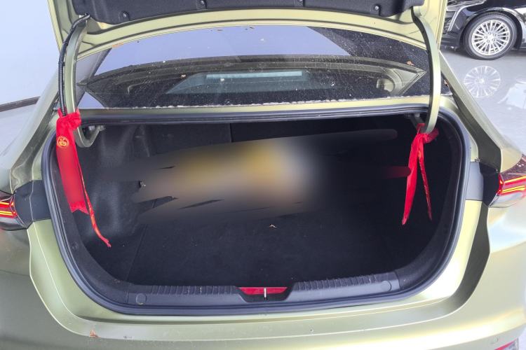 Used GAC Trumpchi EMPOW 2021 270T DCT J15 Version Trunk