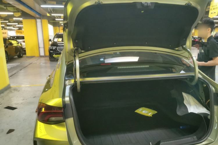 Used GAC Trumpchi EMPOW 2021 270T DCT J15 Version Trunk
