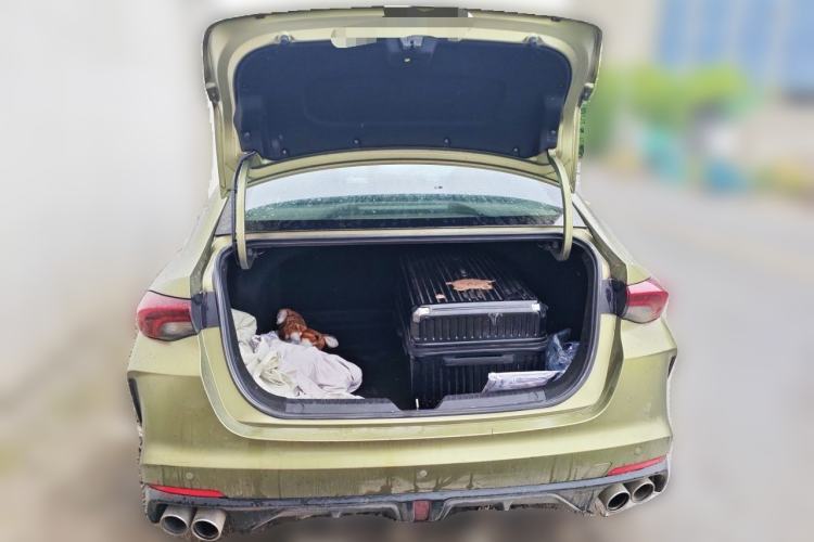 Used GAC Trumpchi EMPOW 2021 270T DCT J16 Version Trunk