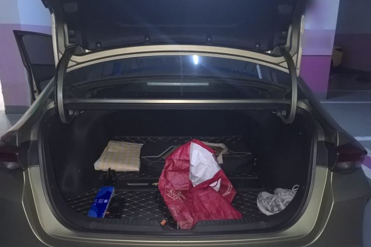 Used GAC Trumpchi EMPOW 2021 270T DCT J16 Version Trunk