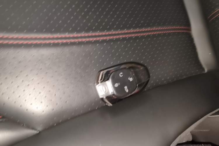 Used GAC Trumpchi EMPOW 2021 270T DCT J15 Version Vehicle Key