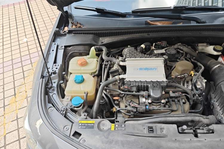 Used GAC Trumpchi EMPOW 2021 270T DCT J16 Version Engine Bay Right