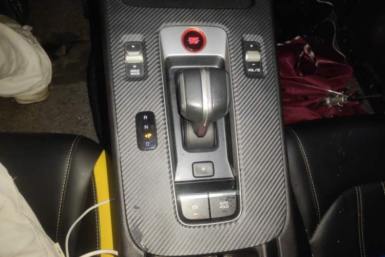 Used GAC Trumpchi EMPOW 2021 270T DCT J11 Version Gear Lever