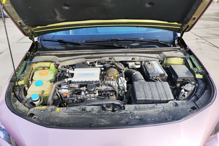 Used GAC Trumpchi EMPOW 2021 270T DCT J16 Version Engine Bay