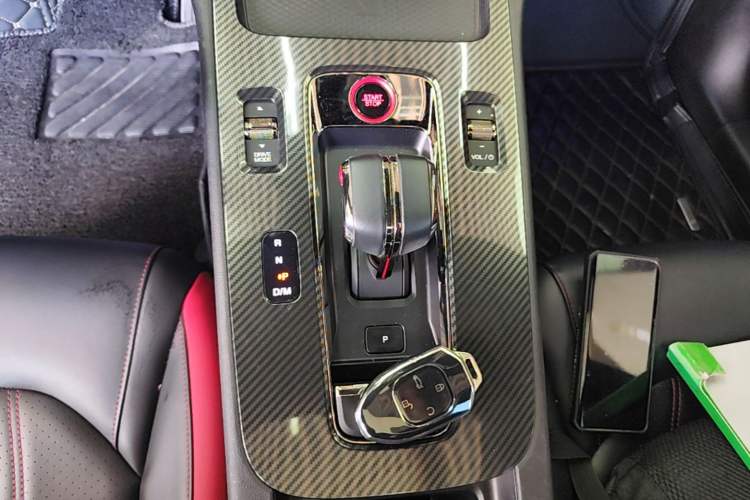 Used GAC Trumpchi EMPOW 2021 270T DCT J16 Version Gear Lever