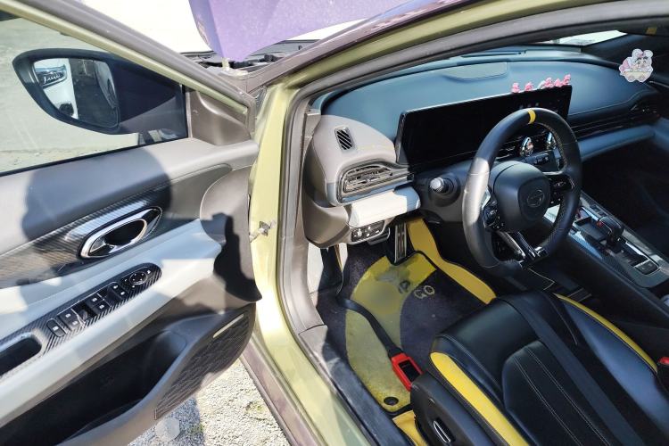Used GAC Trumpchi EMPOW 2021 270T DCT J15 Version Interior 3